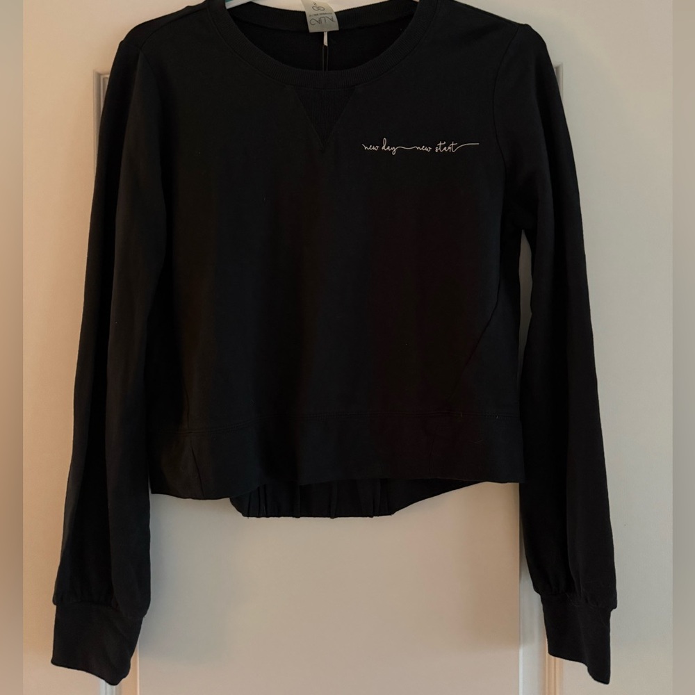 Calia black pullover ‘new day, new start’ wording